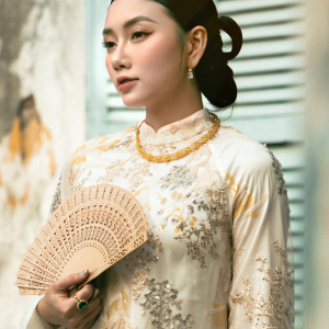 Kiềng cổ vàng 610