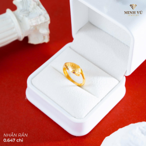 Nhẫn nữ rắn