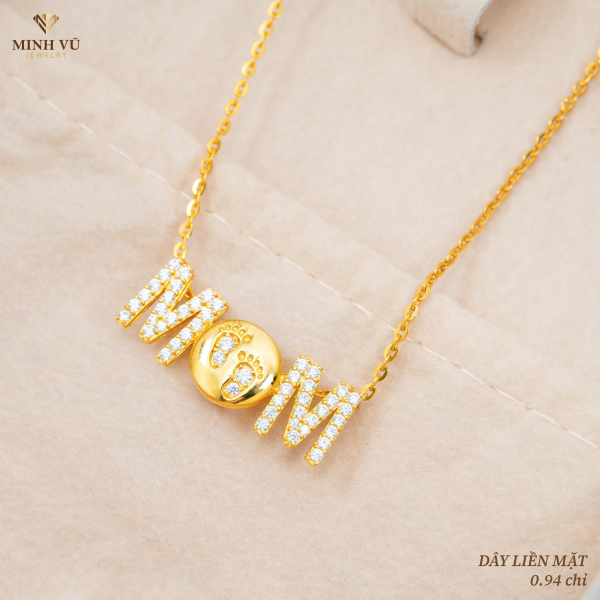 Dây chuyền chữ MOM