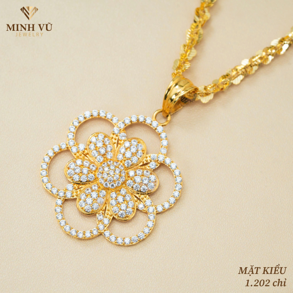 Mặt dây chuyền kiểu hoa 