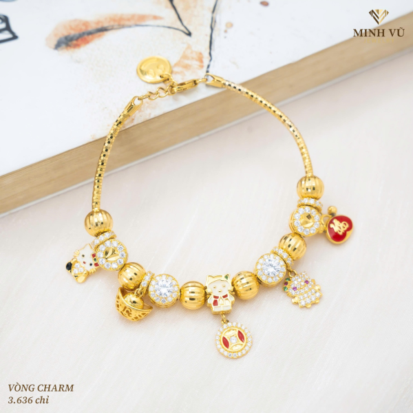 Vòng charm 