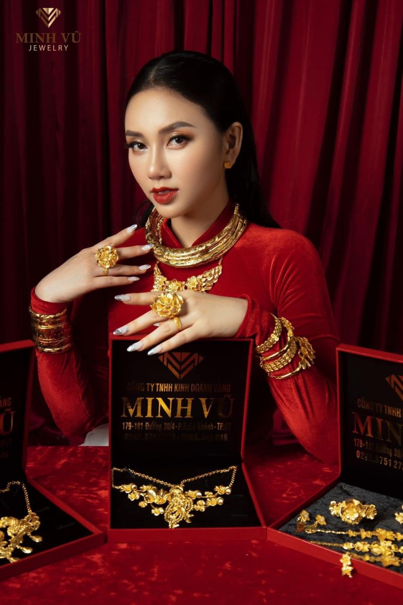 Nên Mua Vàng Trang Sức Hay Nhẫn Trơn Tích Trữ? Lựa Chọn Nào Phù Hợp Với Bạn? (5)
